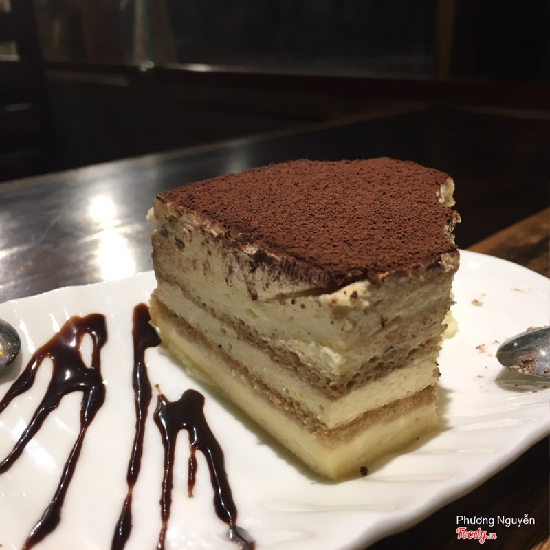 Tiramisu - bánh cứng, dở