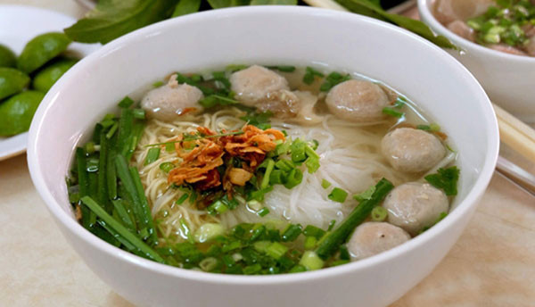 Cô Loan - Bún Bò Huế & Hủ Tiếu