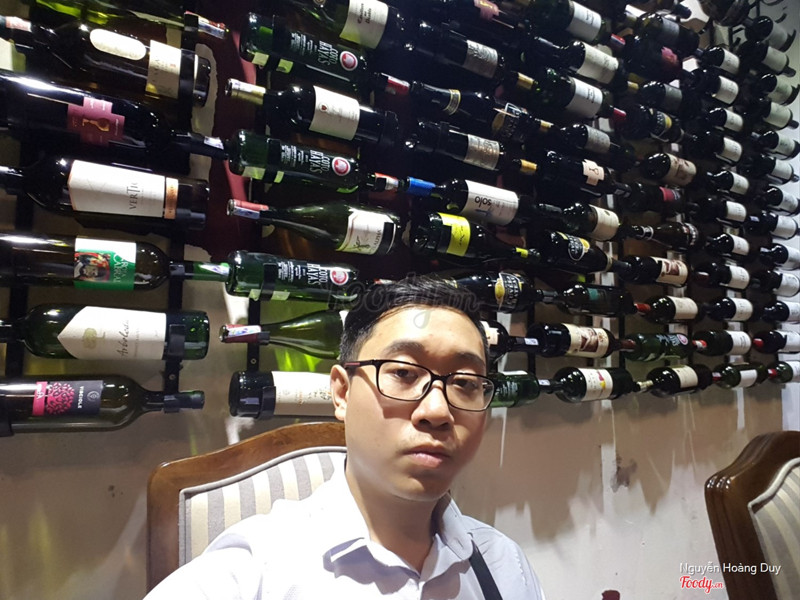 Bức tường rượu