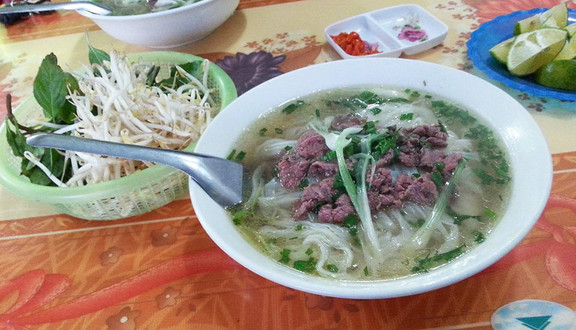 Duyên Định - Phở Bò, Cơm Rang & Mì Xào