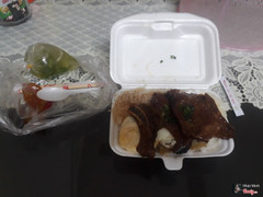 Cơm sườn, b&#236;, chả, trứng : 40k