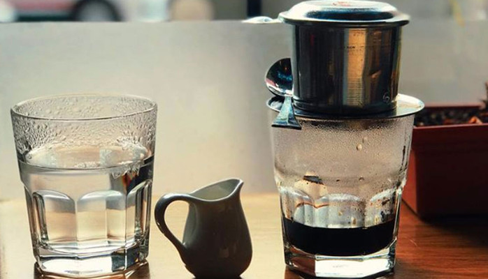 Lyon Cafe - Bùi Minh Trực