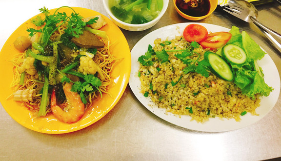 Mì Xào Bò & Cơm Chiên Dương Châu