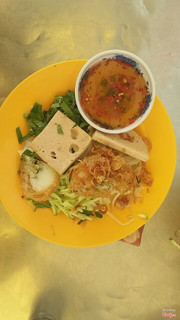 Bánh chướt chả và bánh tôm 15k