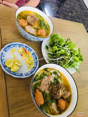 Sườn bò riêu cua nè