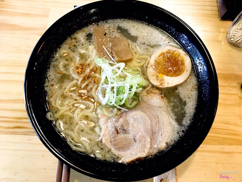 Ramen tuỷ thịt heo