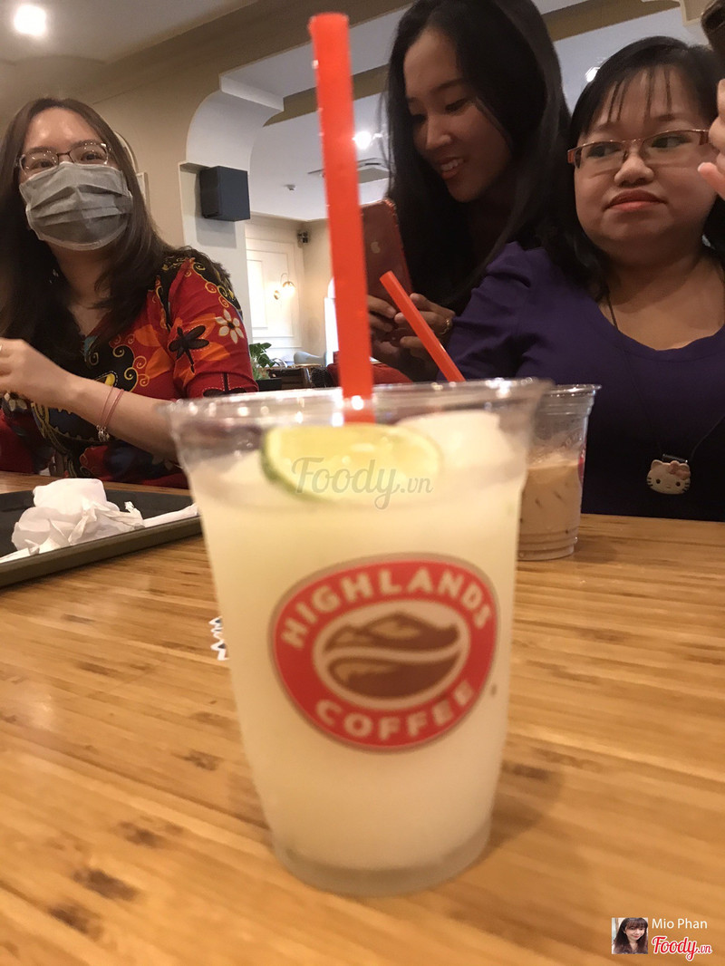 Highlands Coffee - Trà, Cà Phê & Bánh - 119 Hàm Nghi ở Quận 1, TP. HCM ...