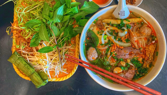 Bún Bò O Nui