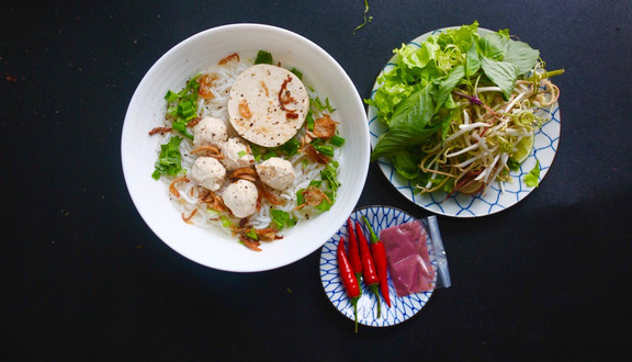 Golden Kitchen - Bún Mọc & Nước Ép Chậm - Chu Văn An