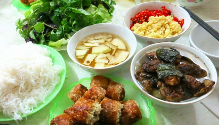 Bún Chả Gia Truyền Và Trà Bí Đao - Xuân Phương