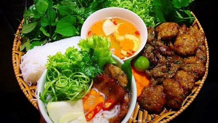 Bún Chả Hà Nội Cô Thùy - Đường 30 Tháng 4 