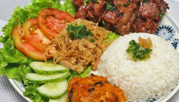 Cơm Bình Dân - Cầu Diễn