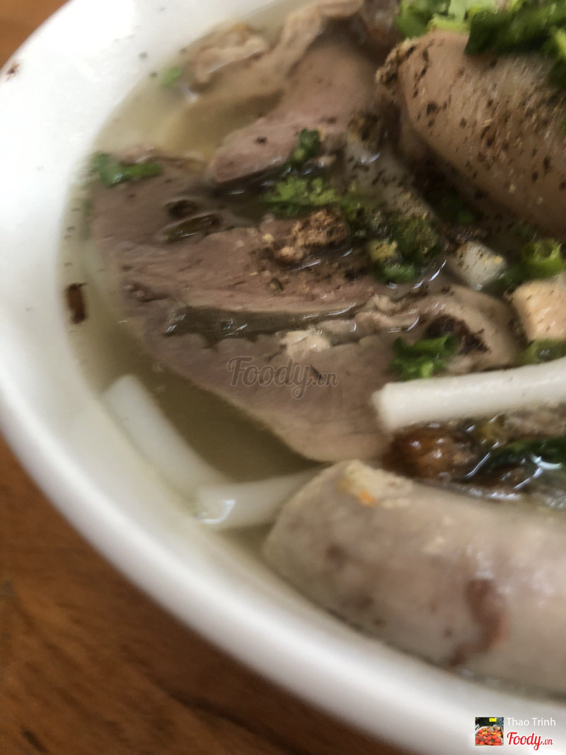 Bánh canh giò lòng