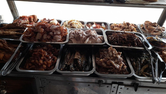 A Huy - Cơm Gà Da Giòn - Đường Số 2