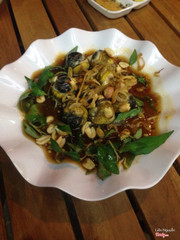 
Cút Lộn Xào Me
