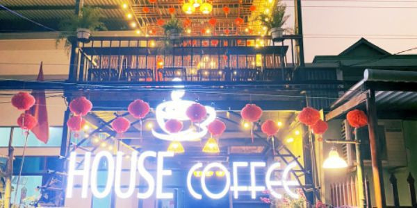 House Coffee & Milk Tea - Nguyễn Hữu Cảnh