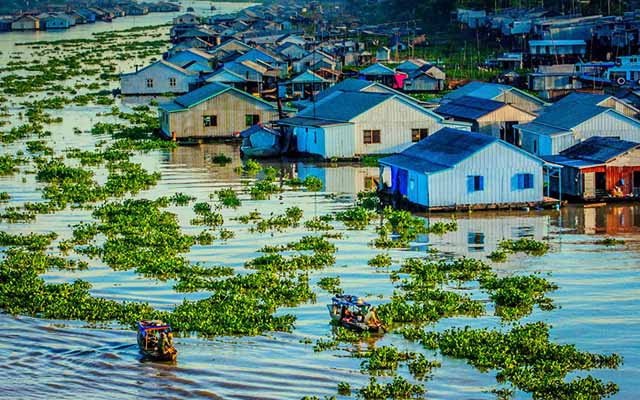 Làng Cá Bè Châu Đốc