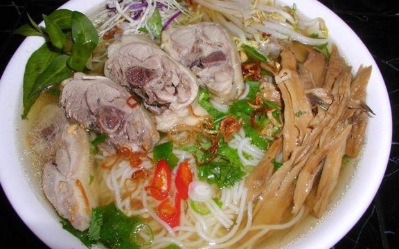 Thúy - Bún, Miến Ngan