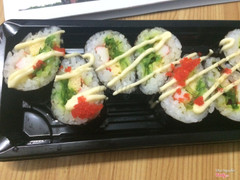 Sushi 16k ( giá gốc là 32k)