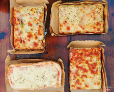 Pizza chữ nhật