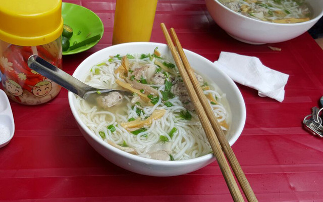 Bún Mọc - Hoàng Minh Giám