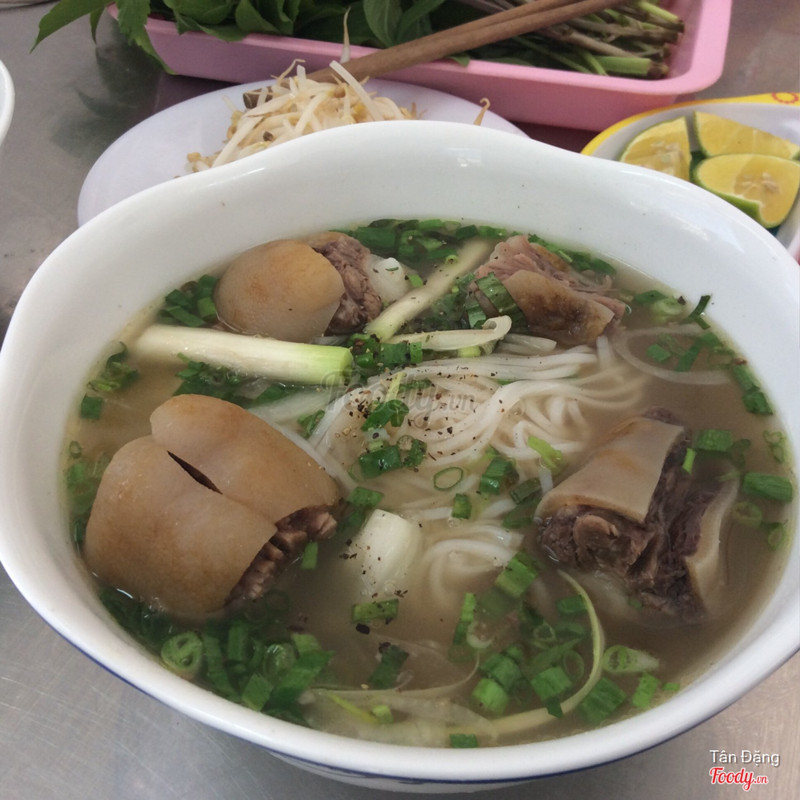 phở đuôi bò