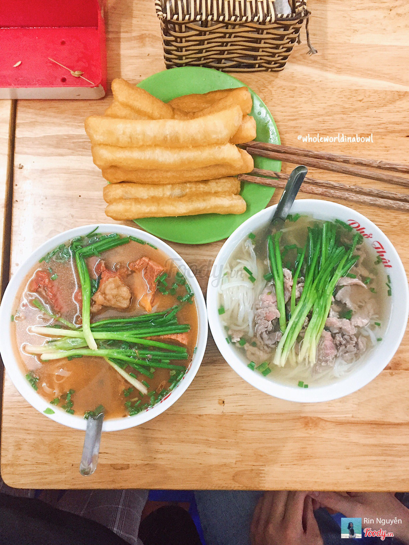 Phở sốt vang + phở tái