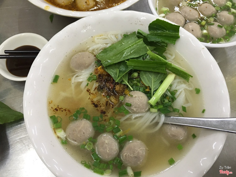 Hủ tiếu bò viên