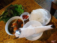 Bún thịt nướng 35k