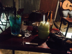 2 ly nuoc, matcha da xay voi soda, 95k/phan vao toi t7