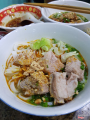 mì sườn