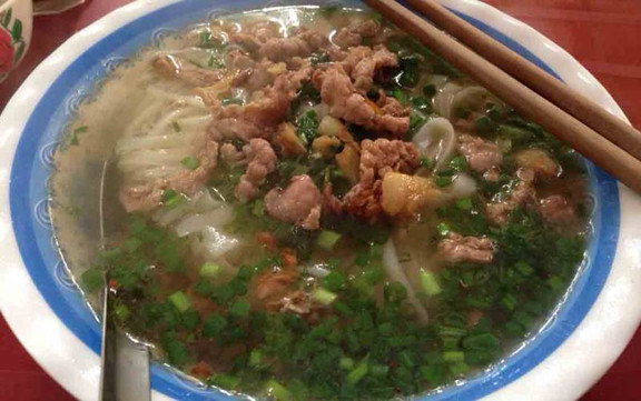 Sơn Nhàn - Phở Bò Sốt Vang