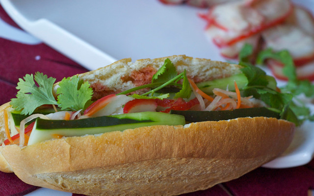 Bánh Mì Phương Thúy