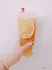 Đang trong đợt giữ dáng mà vẫn muốn uống nên mình đã gọi 1 trà hoa quả detox 😽😽 là detox nên k có đường mặc dù vậy uống vẫn ngon lắm 😘😘