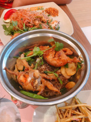 Miến áp chảo cua lột sốt tiêu đen