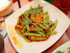 Đậu qe xào ruốc tôm