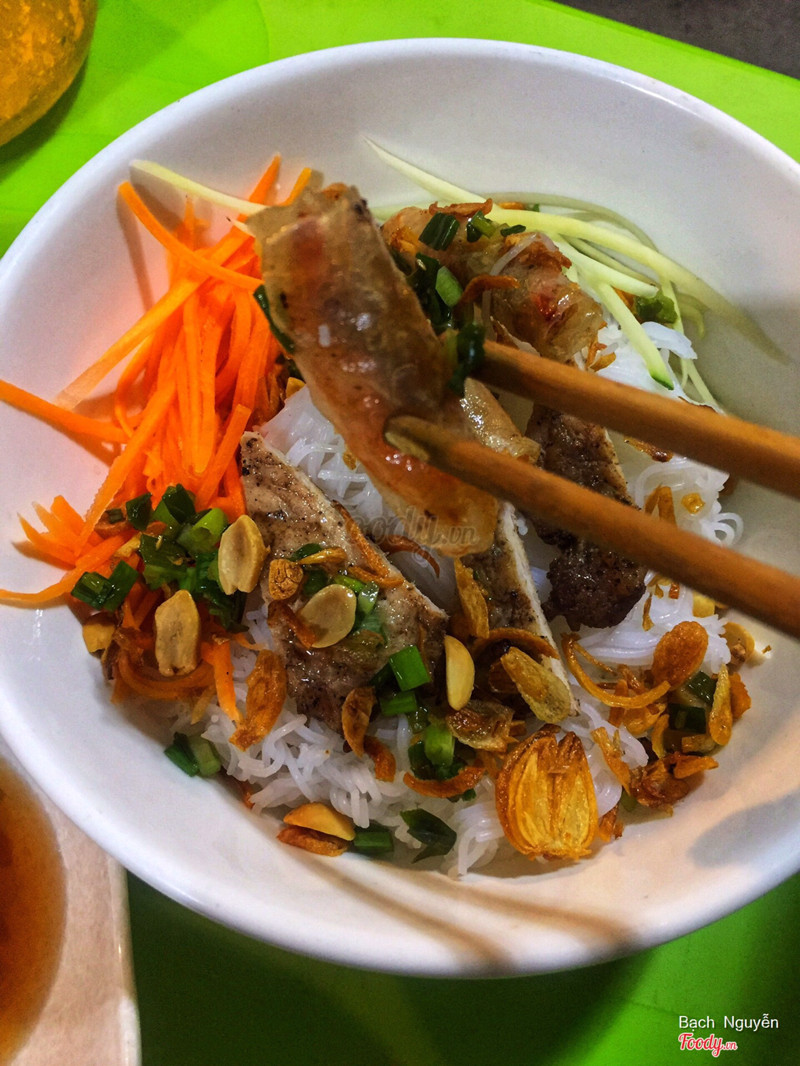 Bún thịt nướng 