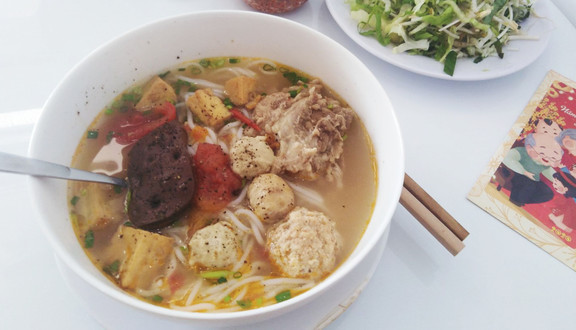 Quán 650 - Bún Riêu, Hủ Tiếu & Bún Bò