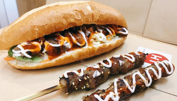 Howdy - Bánh Mì & Thịt Xiên Nướng