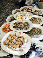 Các món Ốc được Vệ sinh rất sạch sẽ trước khi bọc bao bảo quản thực phẩm