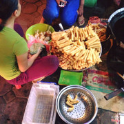 Quán bán chuyên quẩy