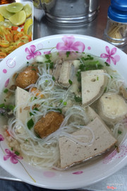 Tô bún lớn