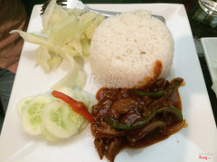 Cơm bò sốt tiêu đen 35k