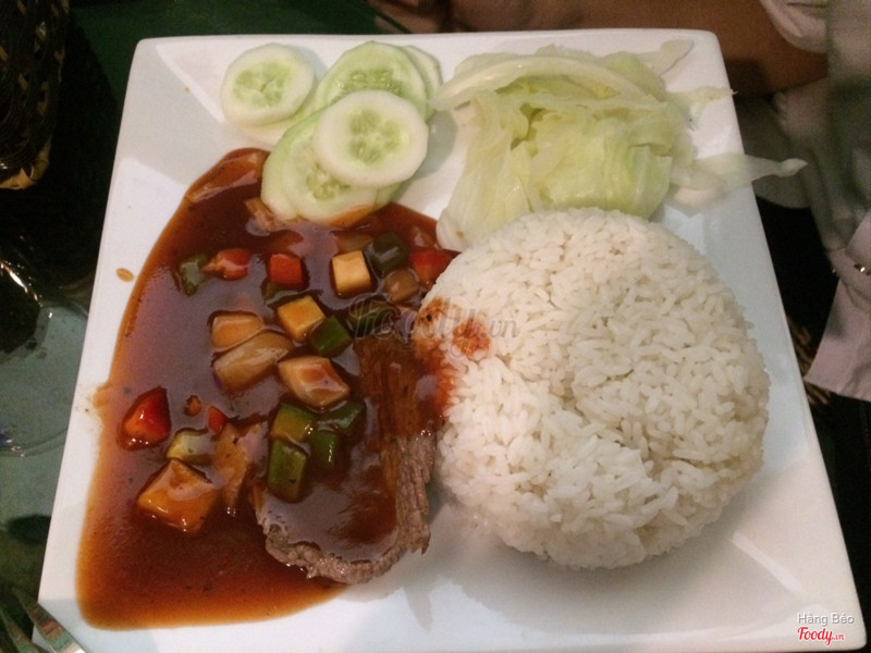 Cơm bò bít tết 35k