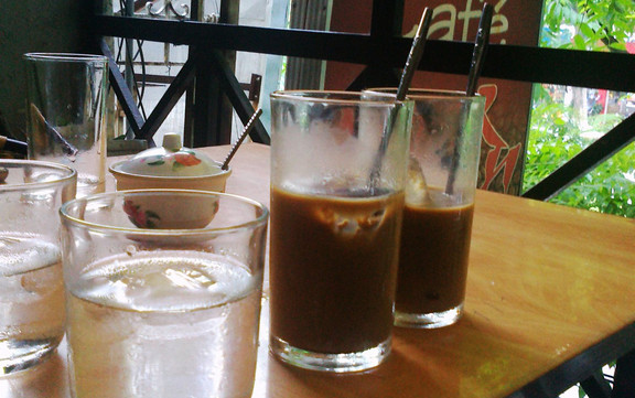 Nhân Cafe - Trung Kính
