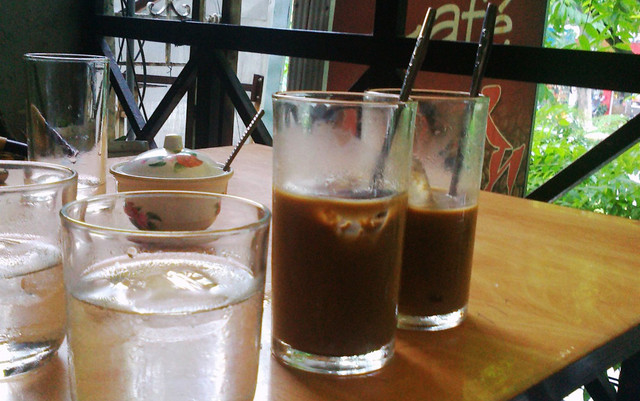 Nhân Cafe - Trung Kính