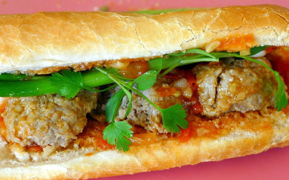 Bánh Mì Xíu Mại