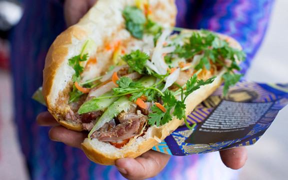 Bánh Mì Đất - Trần Phú