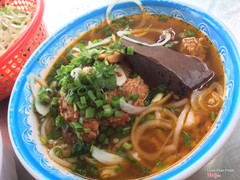 Bún riêu