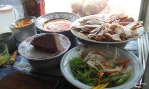 Bánh mì thịt giá từ 12k-24k